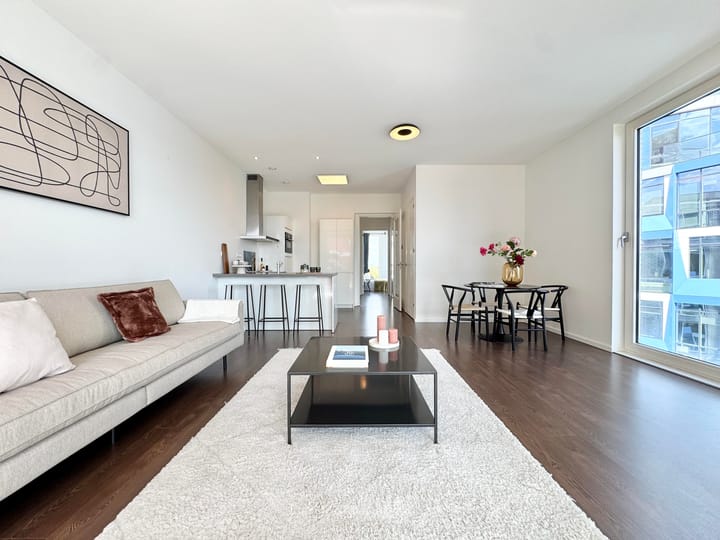 Photo 3 of Rosy Wertheimstraat 85