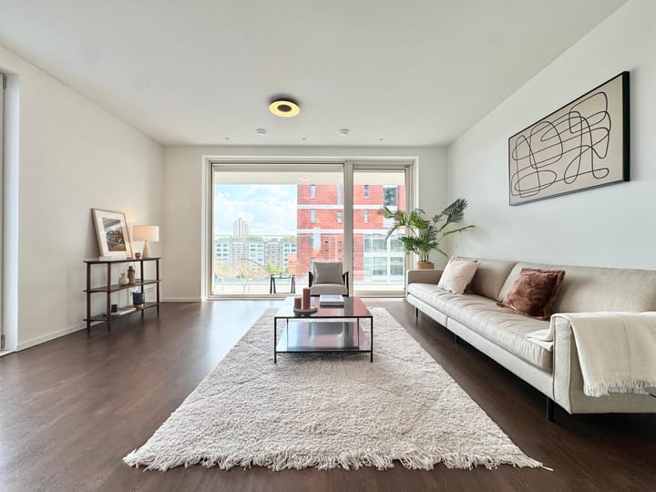 Photo 2 of Rosy Wertheimstraat 85