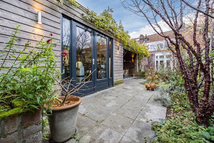 Photo 46 of Azaleastraat 4