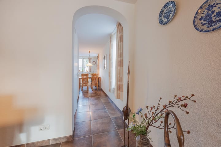 Photo 15 of Helmesstraat 20