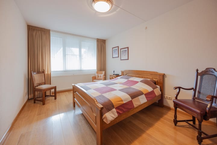 Photo 22 of Helmesstraat 20