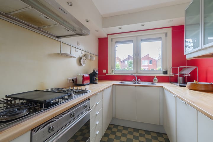 Photo 17 of Zoom 18 27