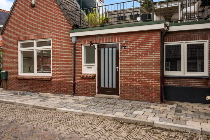 Photo 19 of Prins Hendrikstraat 2-A