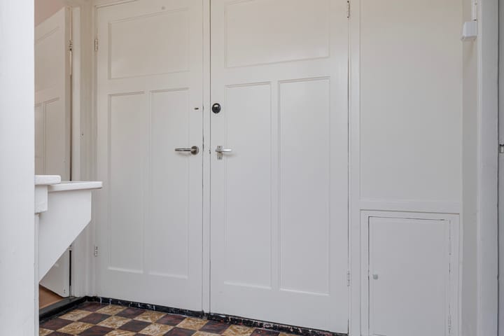 Photo 5 of Prins Hendrikstraat 2-A