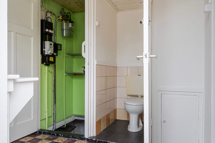 Photo 6 of Prins Hendrikstraat 2-A