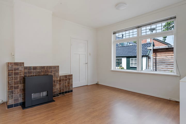 Photo 17 of Prins Hendrikstraat 2-A