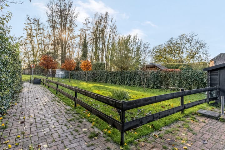 Photo 38 of Broeksestraat 26