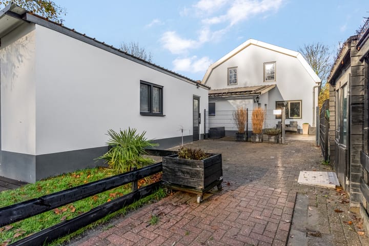 Photo 41 of Broeksestraat 26