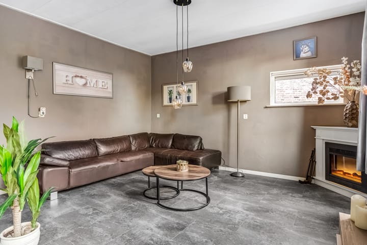 Photo 6 of Broeksestraat 26