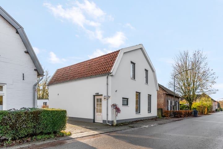 Photo 52 of Broeksestraat 26