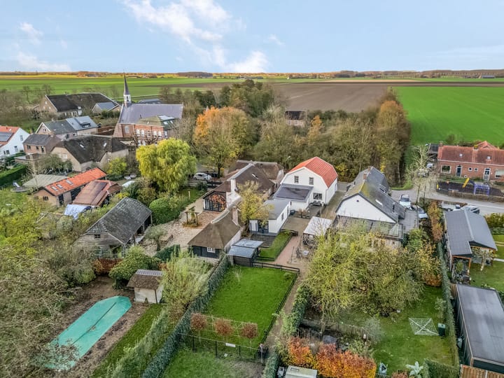 Photo 48 of Broeksestraat 26