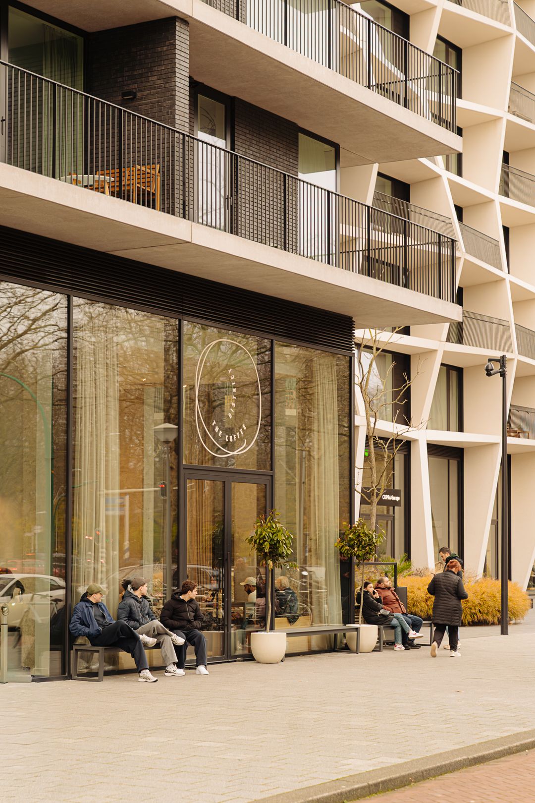 Foto 28 van Van Nijenrodeweg 8