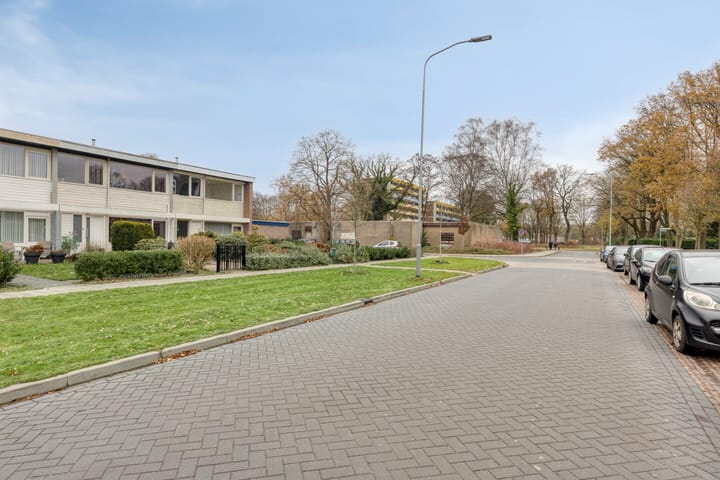 Photo 2 of Veldlaan 44