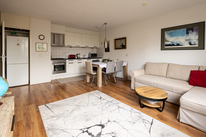 Photo 3 of Wamelstraat 136