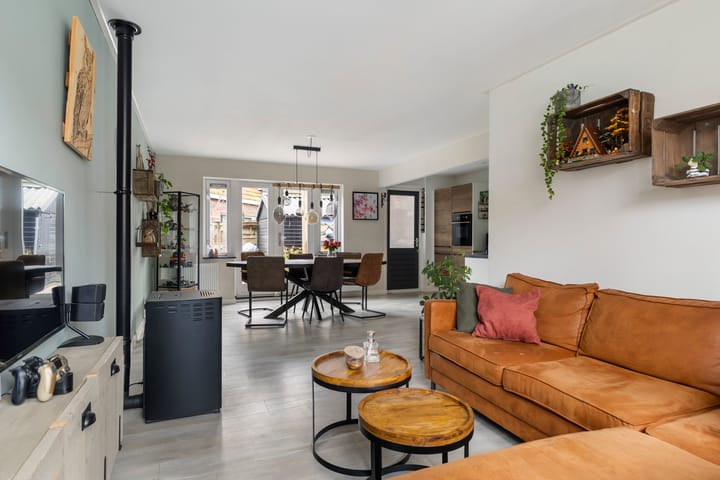 Foto 13 van Camminghastraat 36