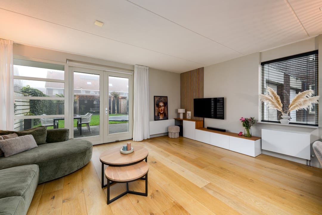 Photo 2 of Kleine vos 10