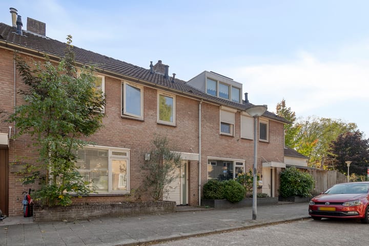 Photo 2 of Siënalaan 53