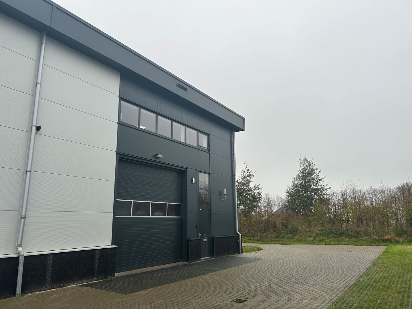 View photo 3 of Jelle Zijlstraweg 142