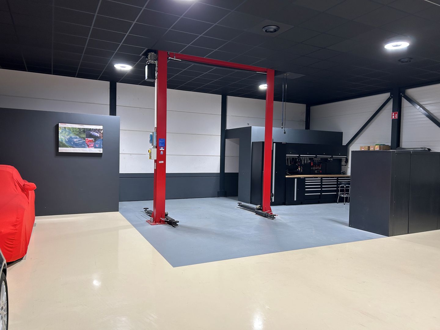 View photo 4 of Jelle Zijlstraweg 142