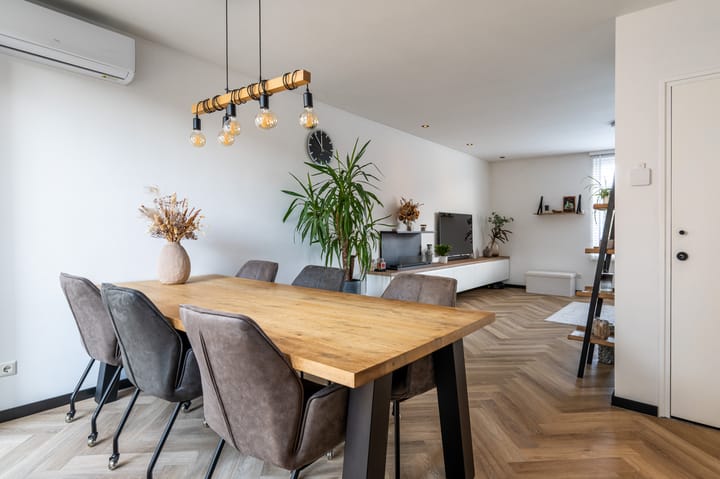 Photo 9 of Jan Vermeerstraat 11