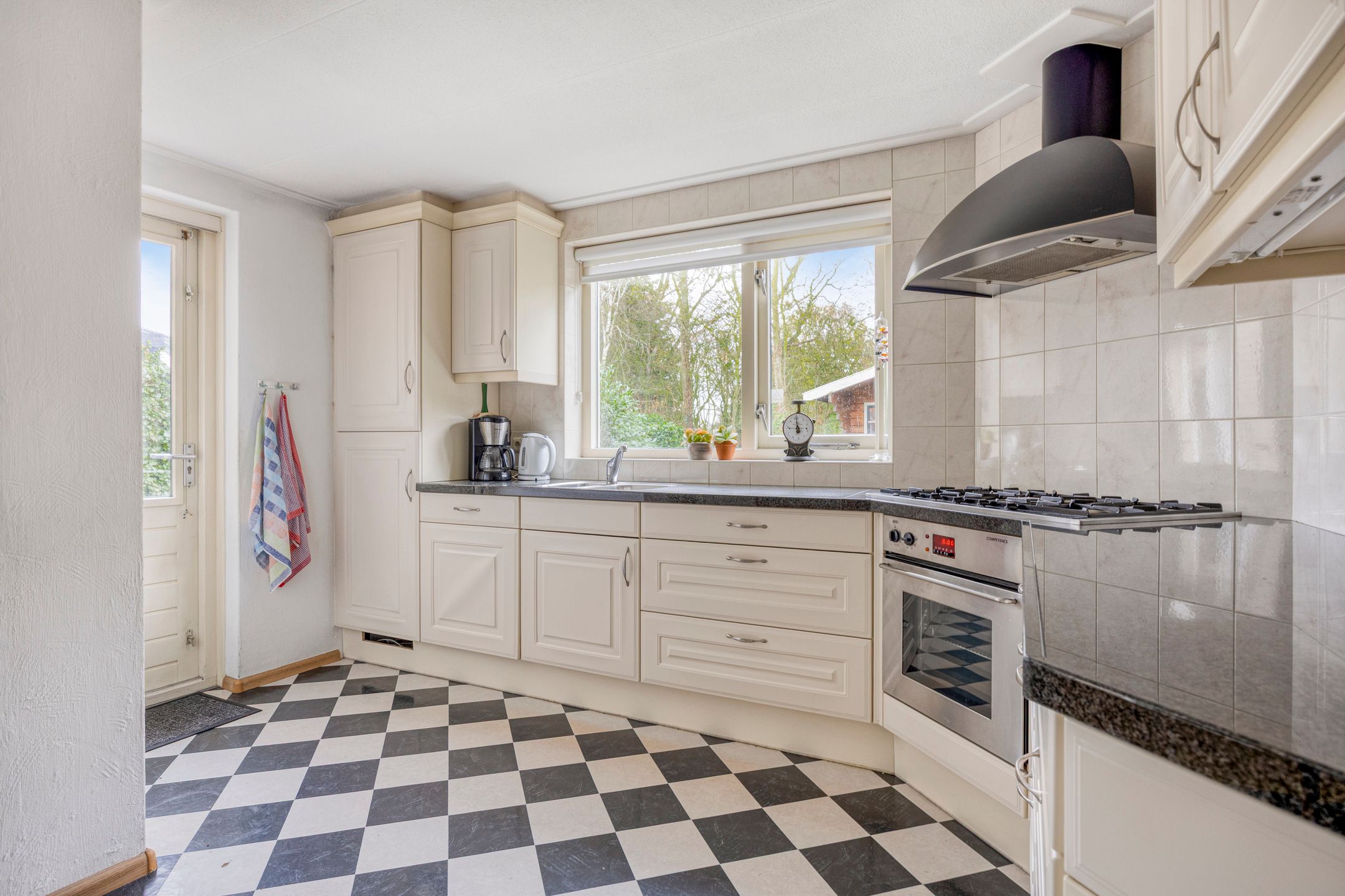 Photo 3 of dr. B. Vaandragerstraat 17