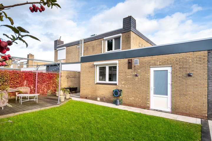 Photo 20 of Jan Vermeerstraat 11