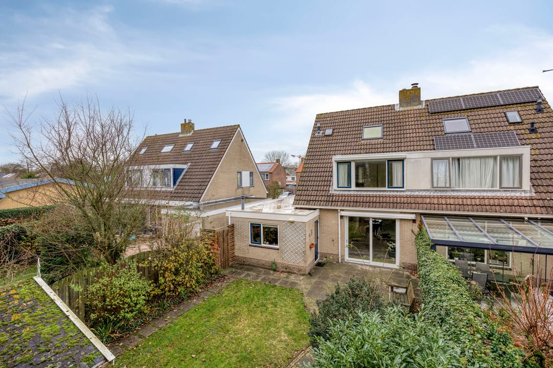 Photo 32 of dr. B. Vaandragerstraat 17