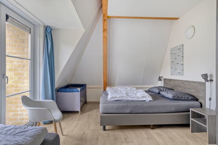 Photo 13 of Oosterscheldelaan 5