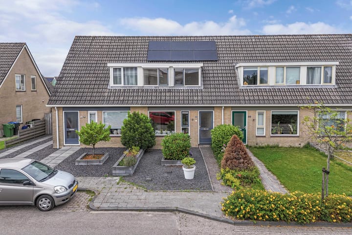 Foto 40 van Suster v.d. Vegtstrjitte 28