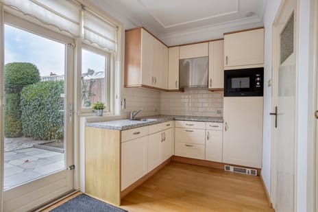 Brink 8 tertiary image