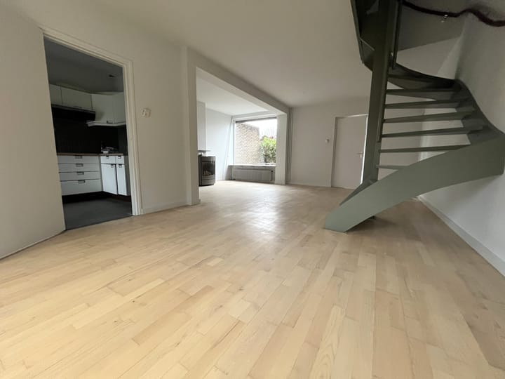 Photo 6 of Hageland 32