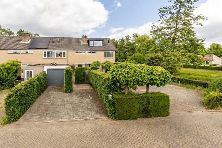 Photo 34 of Hageland 32