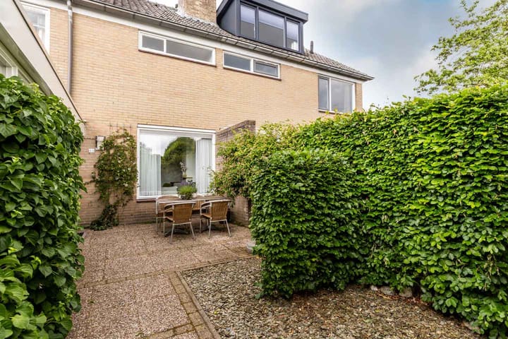 Photo 42 of Hageland 32