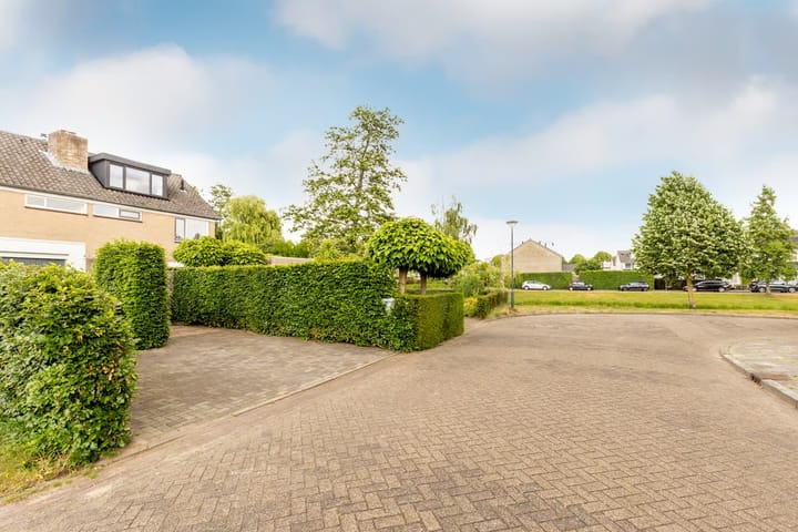 Photo 44 of Hageland 32