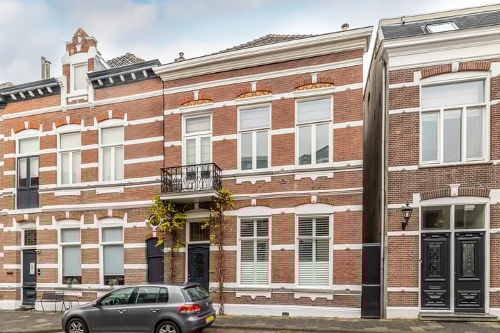 Koninginnestraat 7