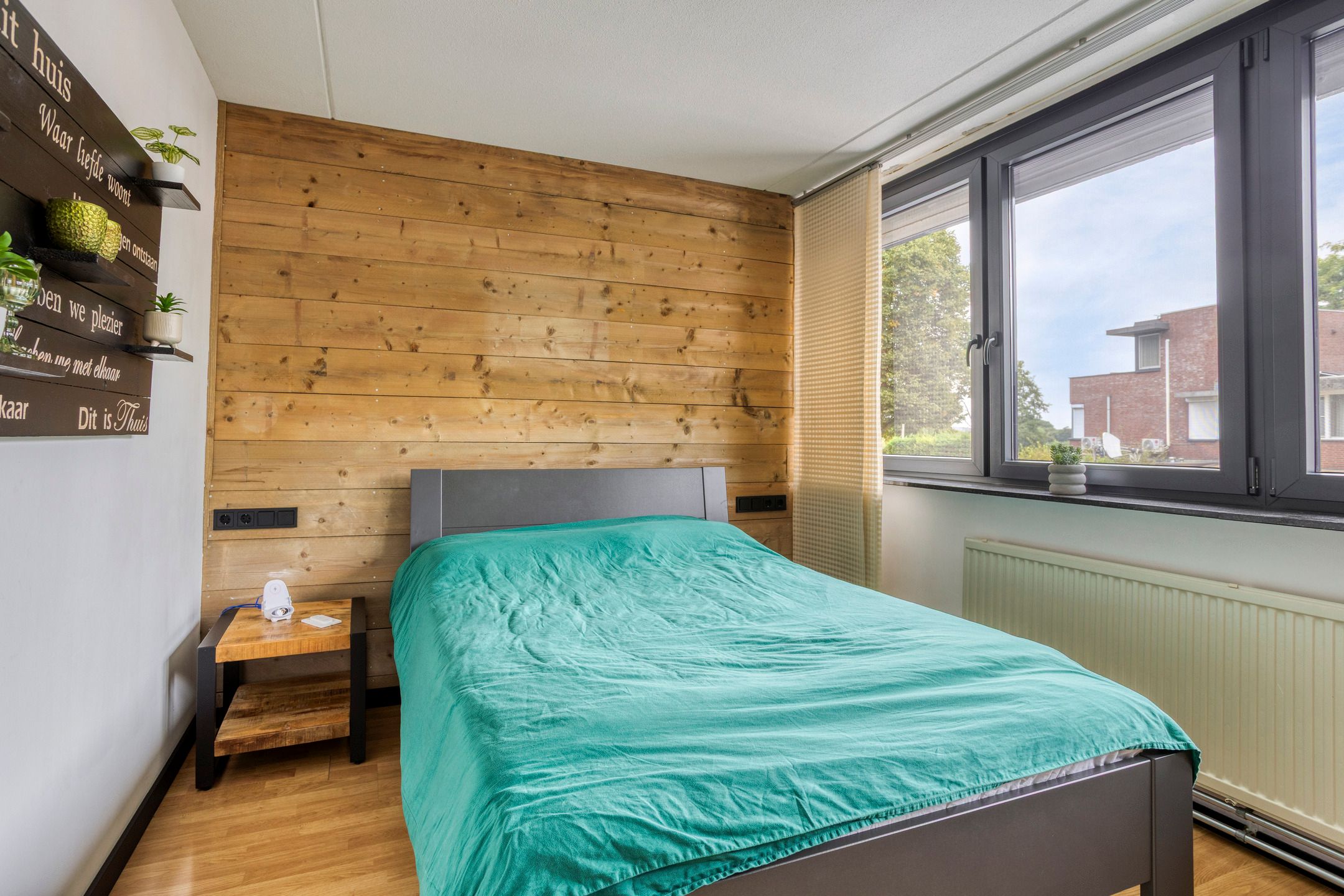 Foto 15 van Valkenierstraat 11