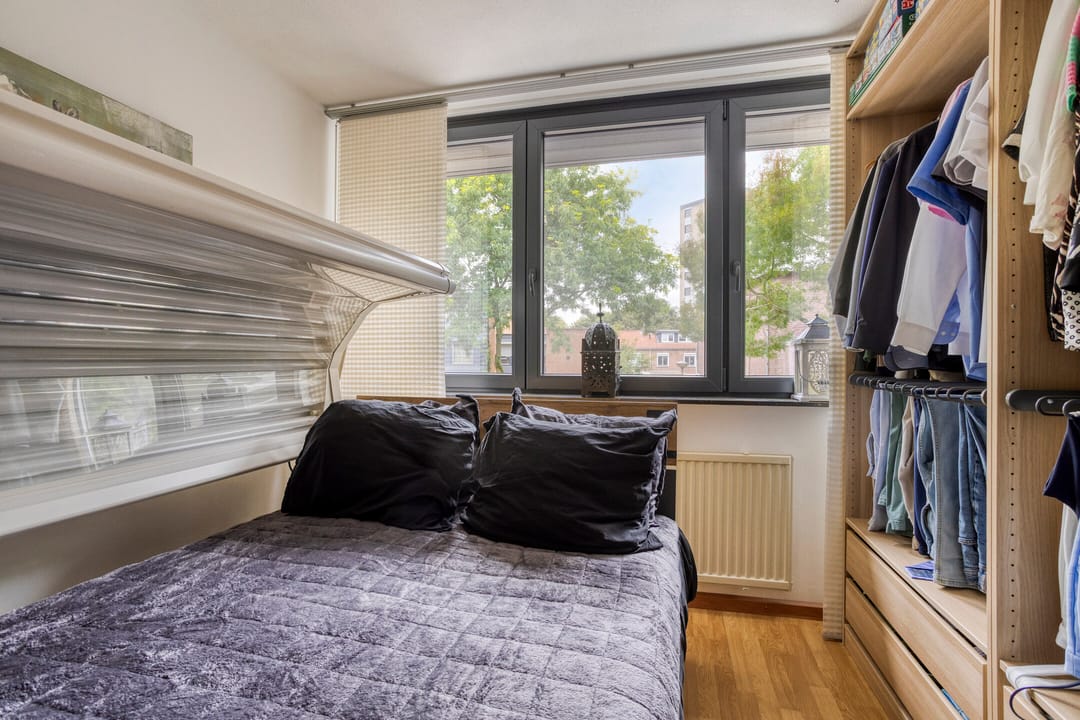 Foto 17 van Valkenierstraat 11