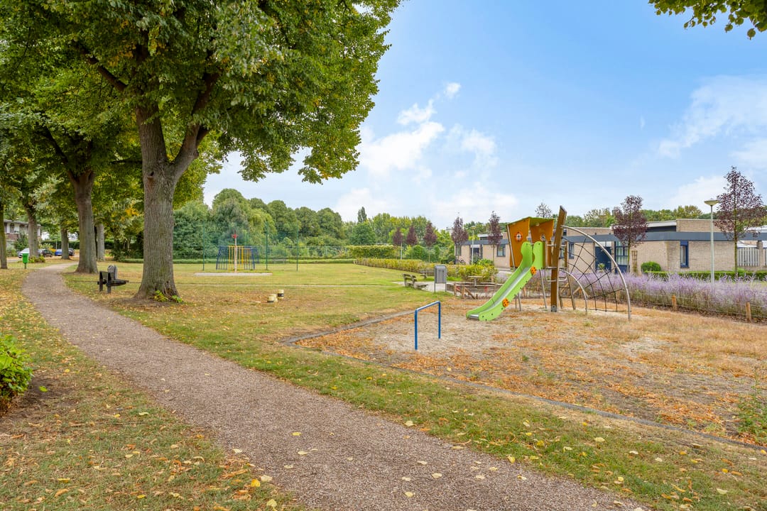 Foto 28 van Valkenierstraat 11