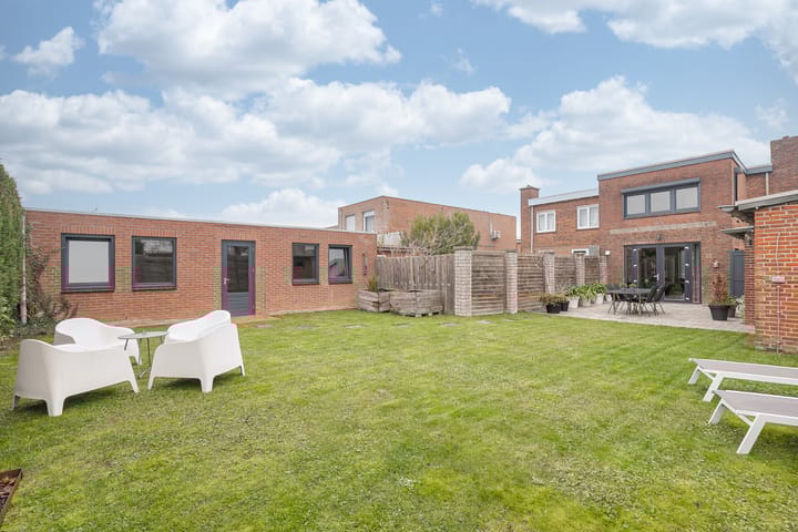 Foto 2 van Meidoornlaan 12