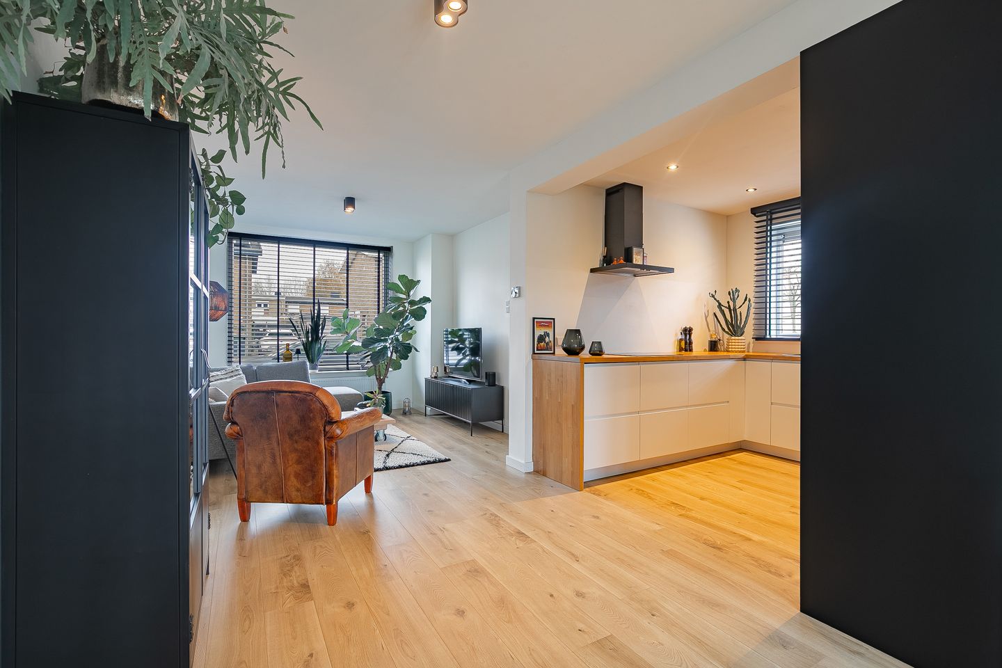 Foto 5 van Meidoornlaan 12