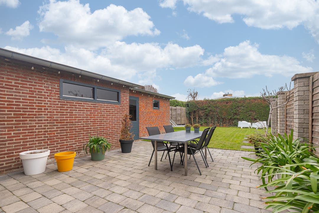 Foto 23 van Meidoornlaan 12