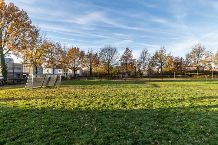 Photo 2 of Wagenmaker 4