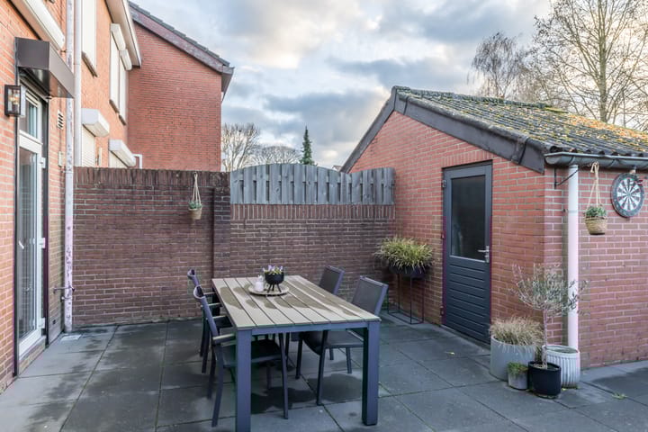 Photo 32 of Wagenmaker 4