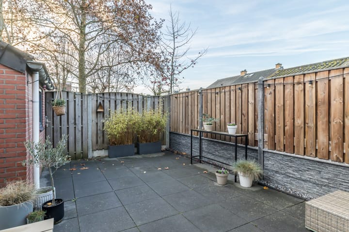 Photo 33 of Wagenmaker 4