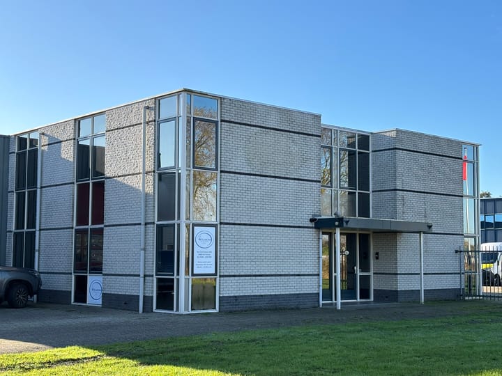 De Compagnie 49-C, Zwaag