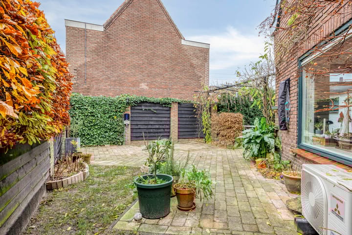 Foto 37 van Stationssingel 66