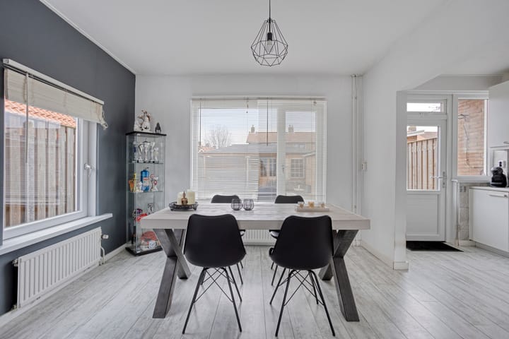 Photo 9 of Piet Heinstraat 7