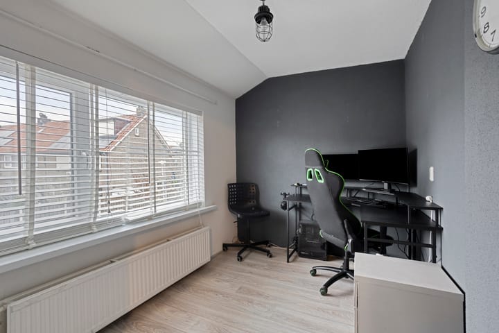 Photo 15 of Piet Heinstraat 7