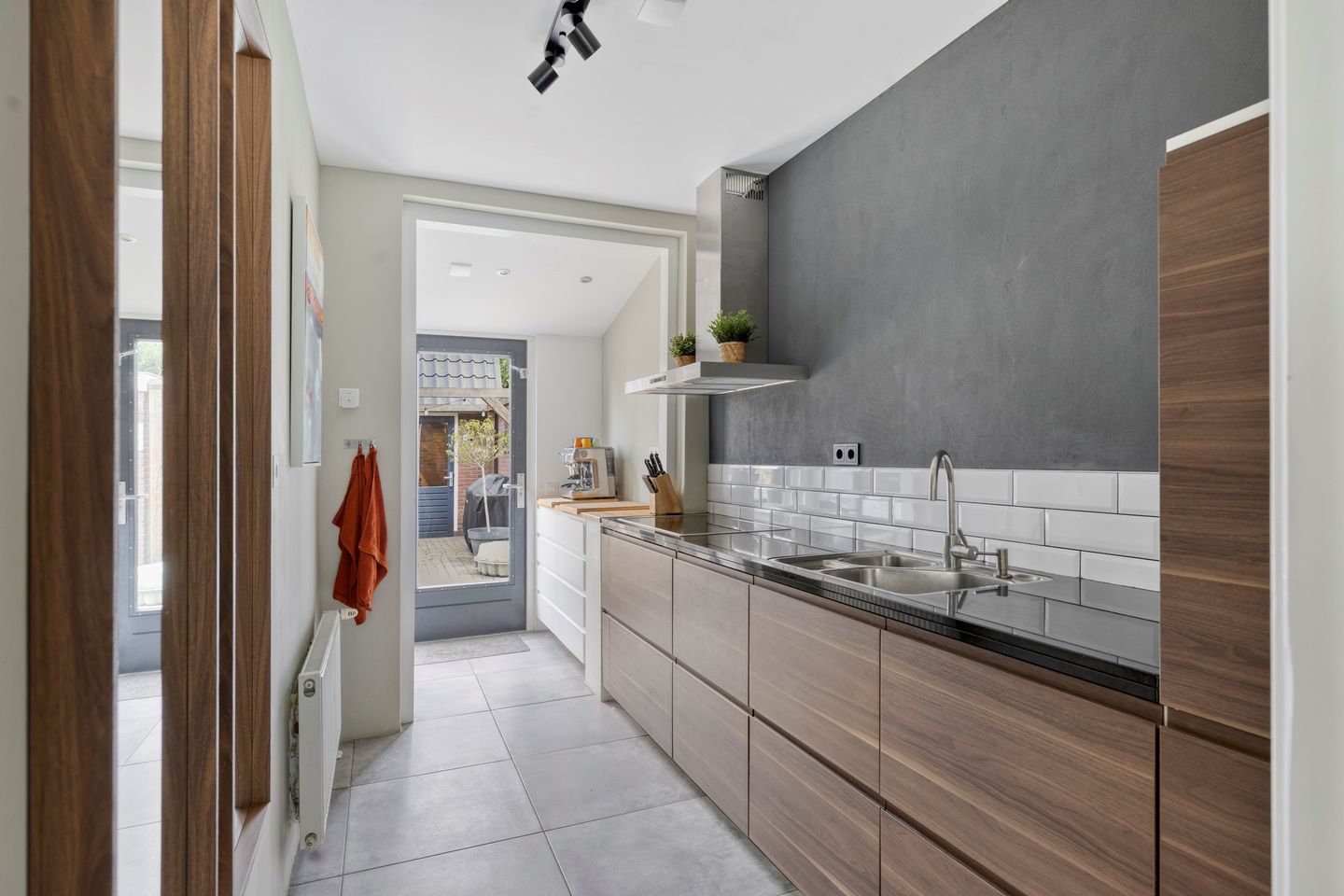 Foto 4 van Dahliastraat 30