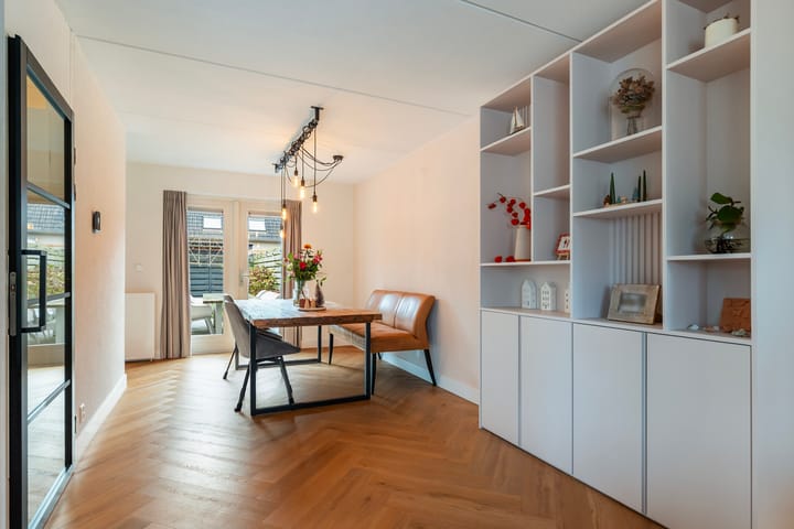 Foto 16 van Bijenkorf 55